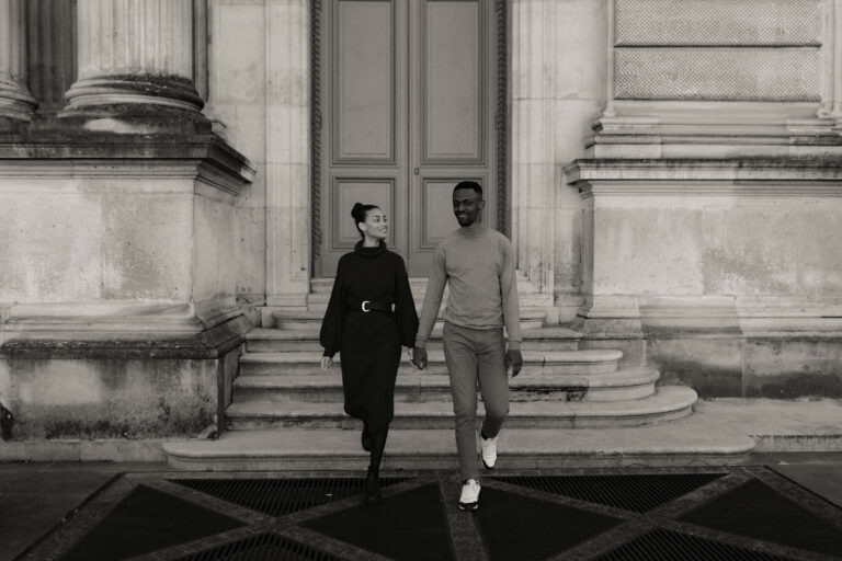 Une séance couple au Louvre Rivoli