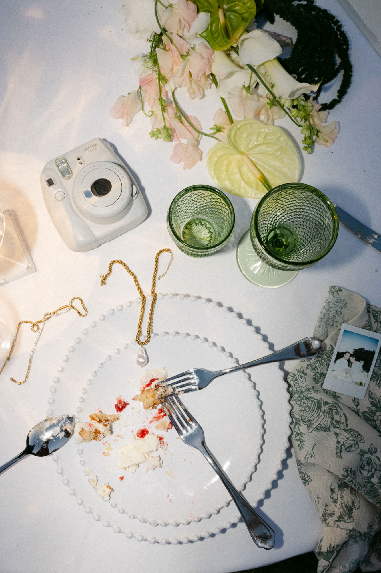 Love Stories Photographer 27 photographe mariage paris tours orleans destination luxury wedding photographer château de la Bourdaisière