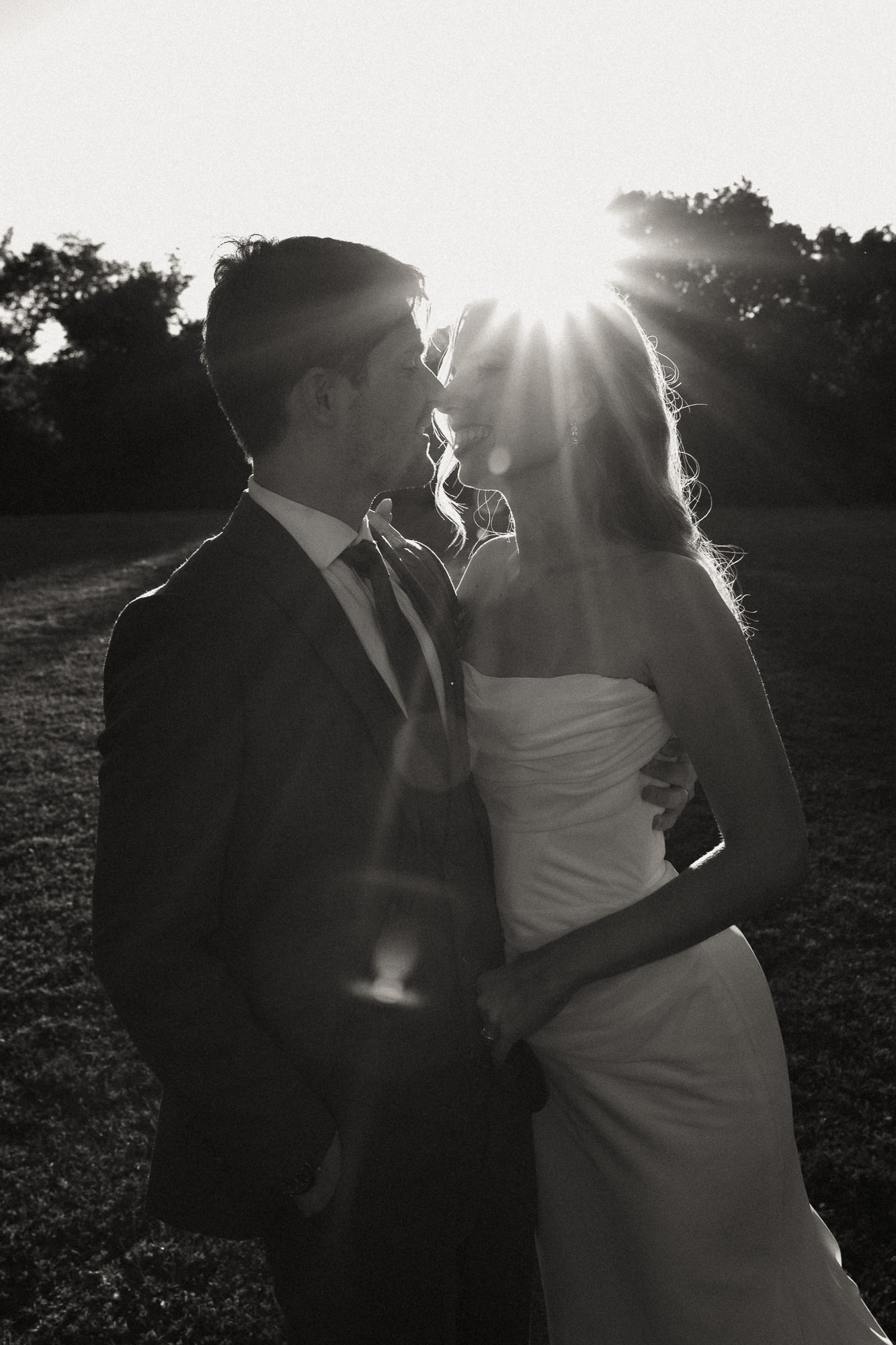 Plaquette 2026 17 photographe mariage paris tours orleans destination luxury wedding photographer